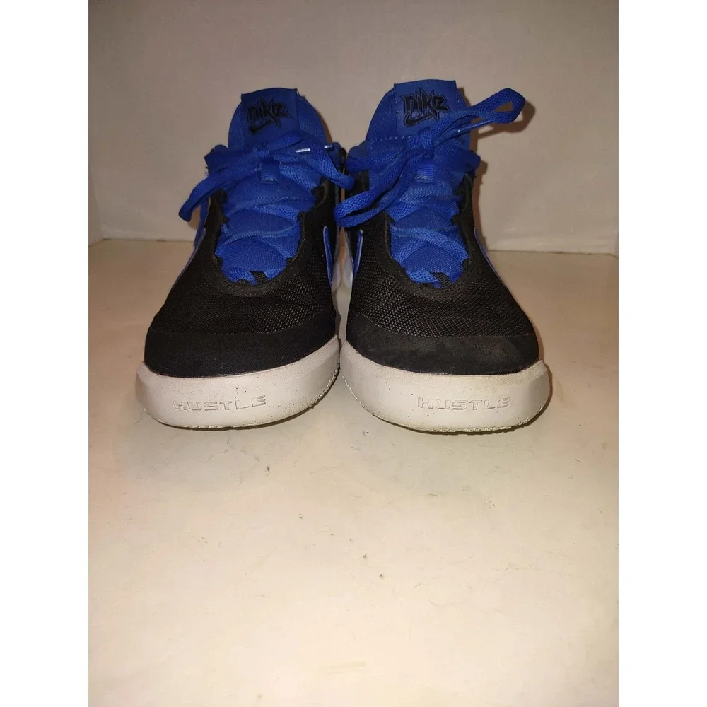 Nike Team Hustle D10 GS Basketball Shoes Black Game Royal Blue CW6735-001 Sz 5Y